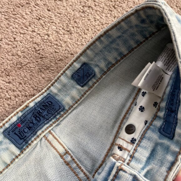 Lucky Brand Jeans Women 4/27 Blue Light Wash Lucky Pins Straight Leg Snap Hem - Picture 3 of 8